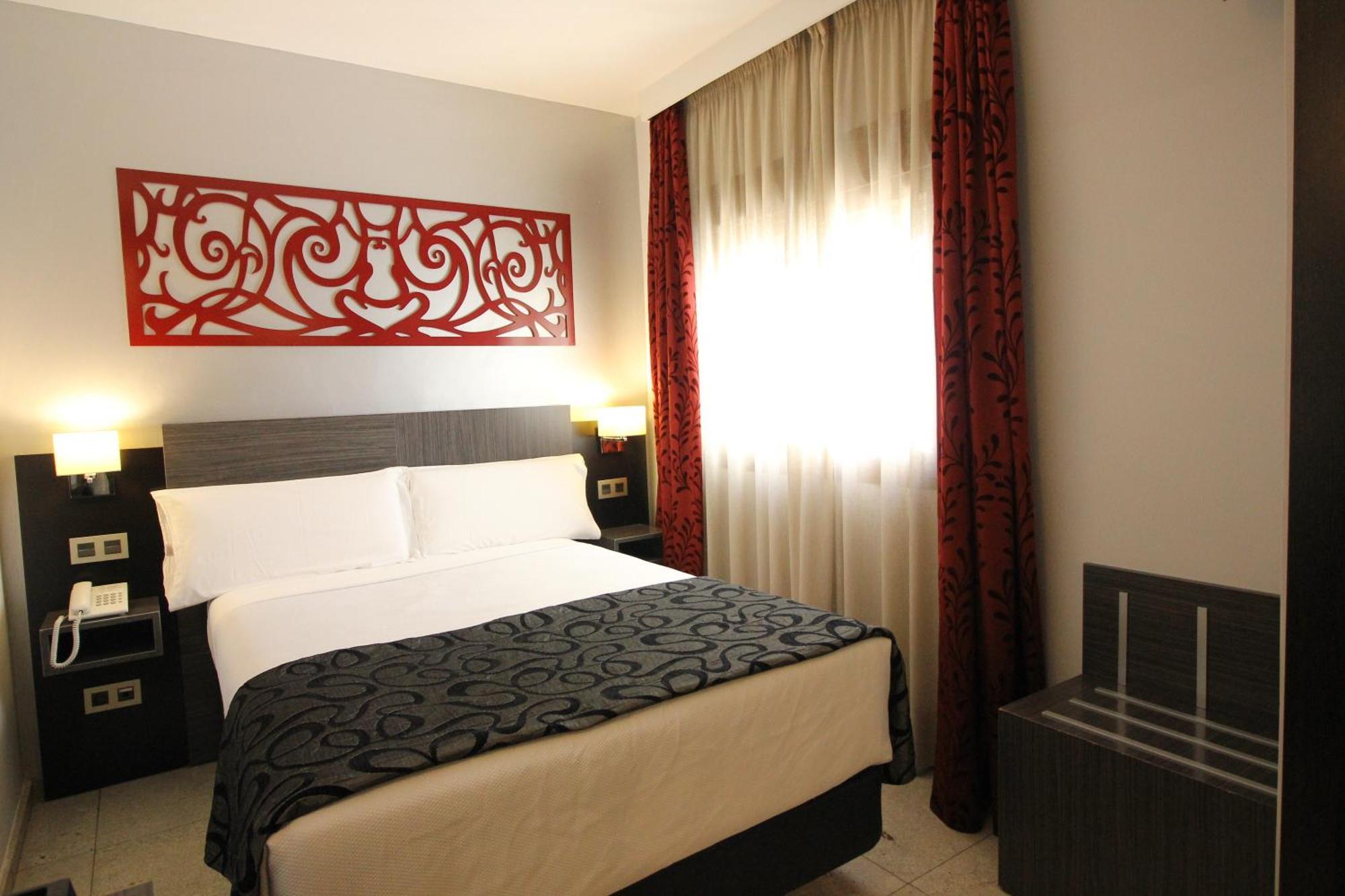 Hotel Venecia Sevilla Dış mekan fotoğraf