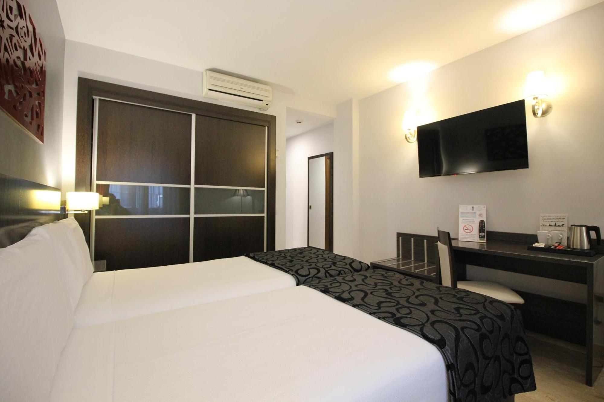 Hotel Venecia Sevilla Dış mekan fotoğraf