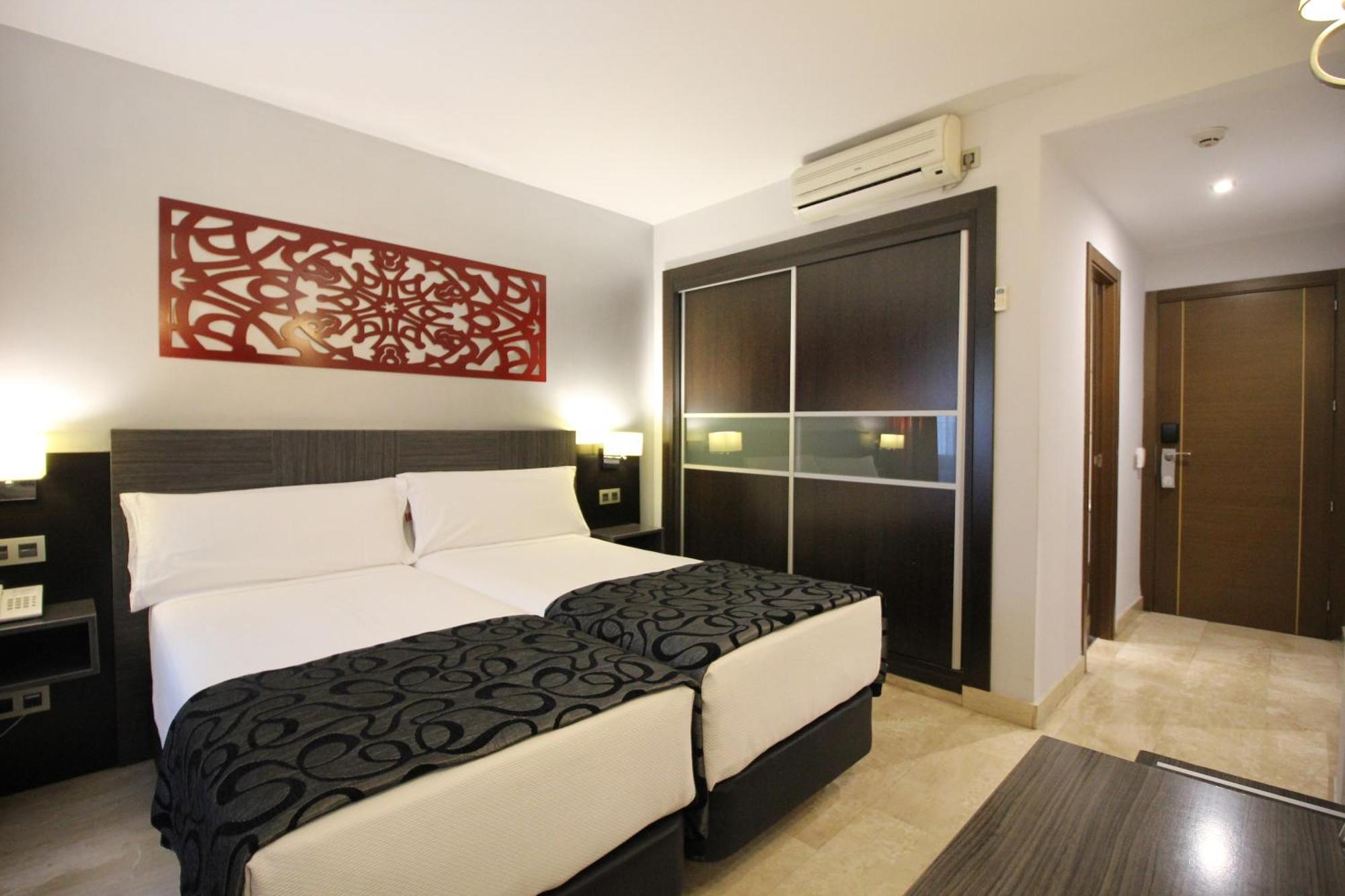 Hotel Venecia Sevilla Dış mekan fotoğraf