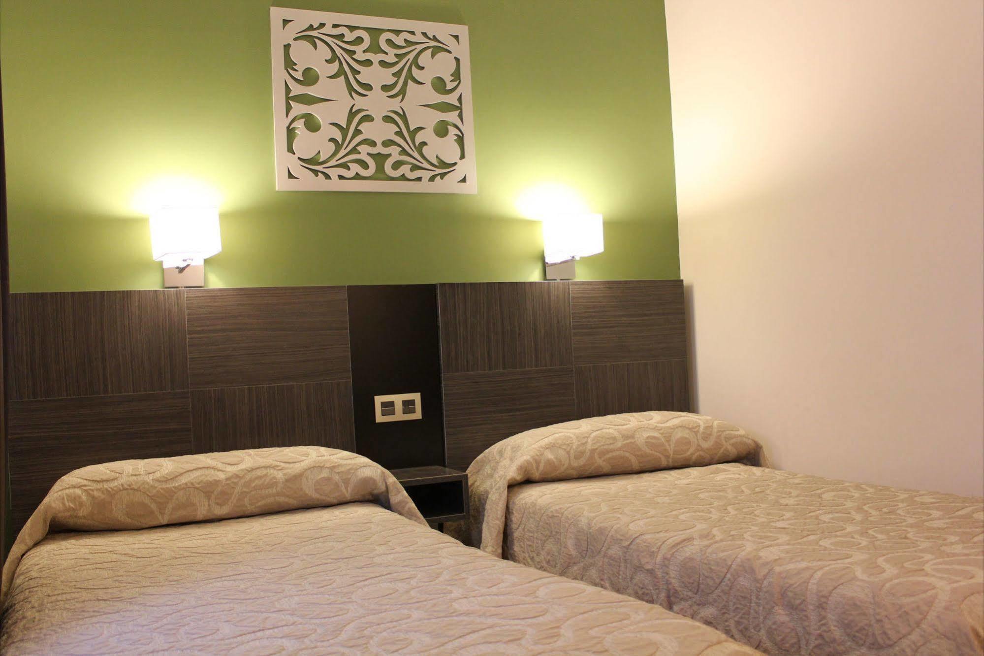 Hotel Venecia Sevilla Dış mekan fotoğraf