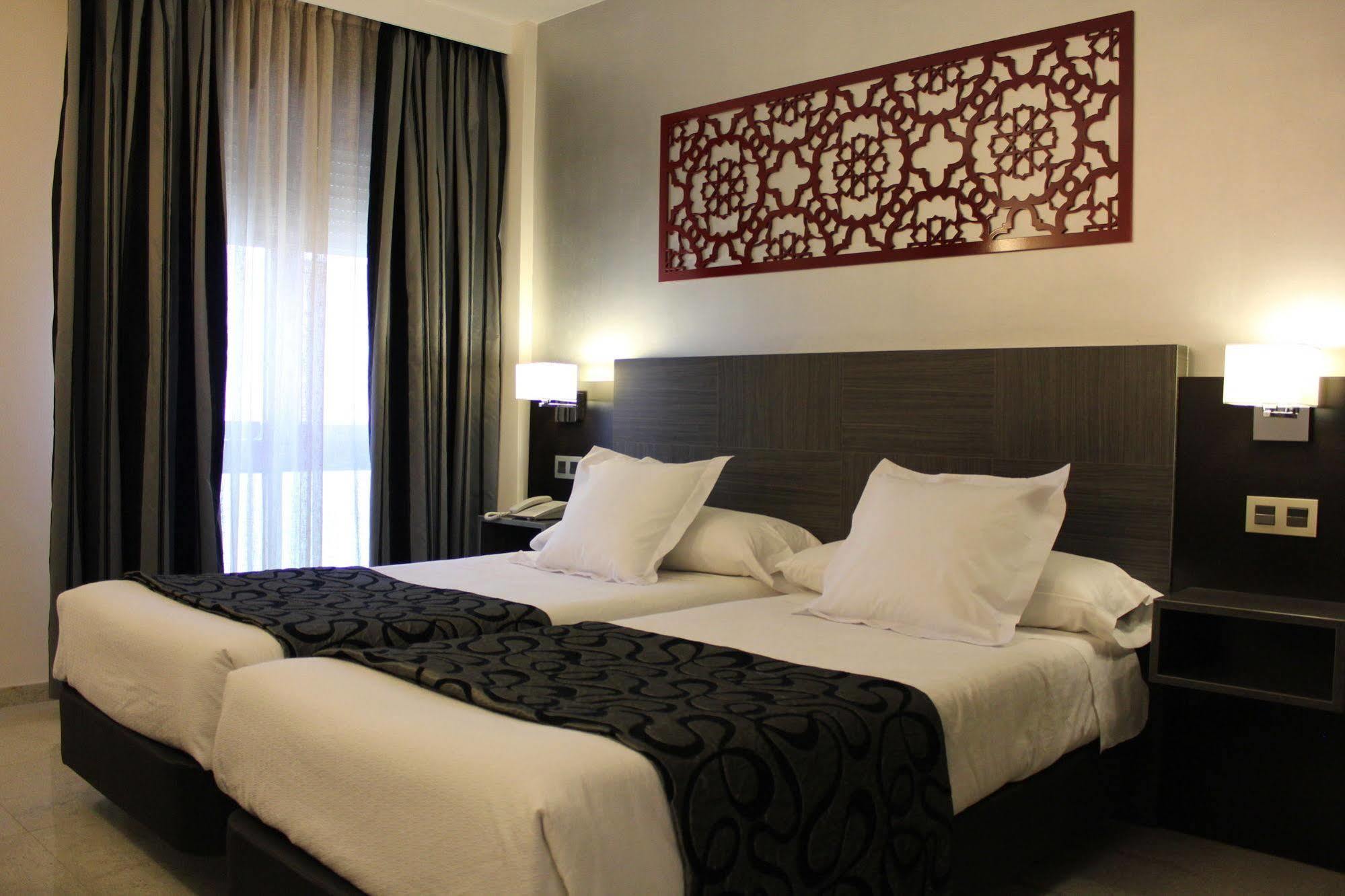 Hotel Venecia Sevilla Dış mekan fotoğraf